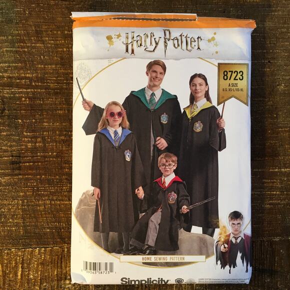 Simplicity Sewing Pattern 8723 Harry Potter Unisex Childs, Teens, Adults UNCUT - Picture 1 of 2